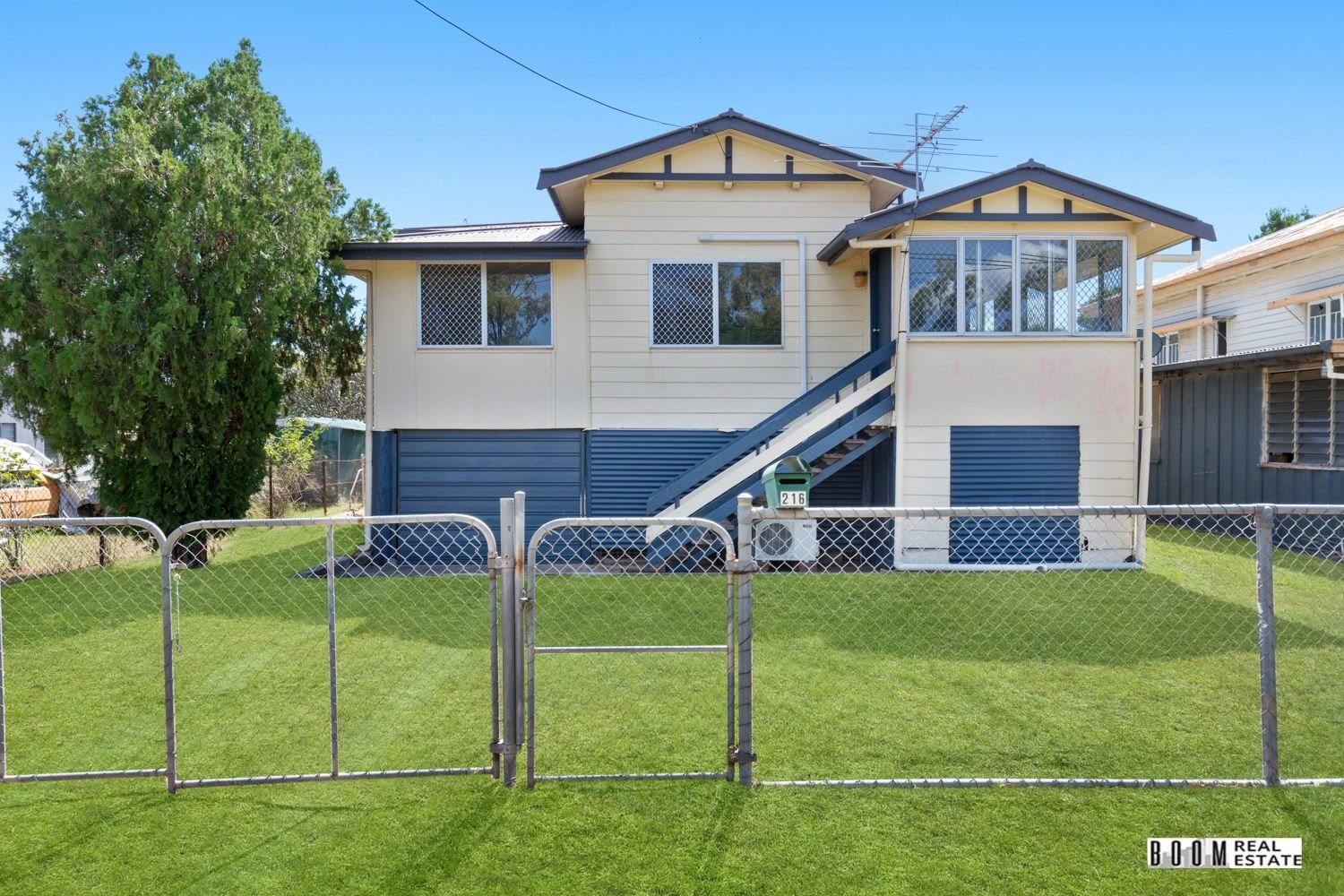 216 Lion Creek Road, Wandal - Thumbnail 3