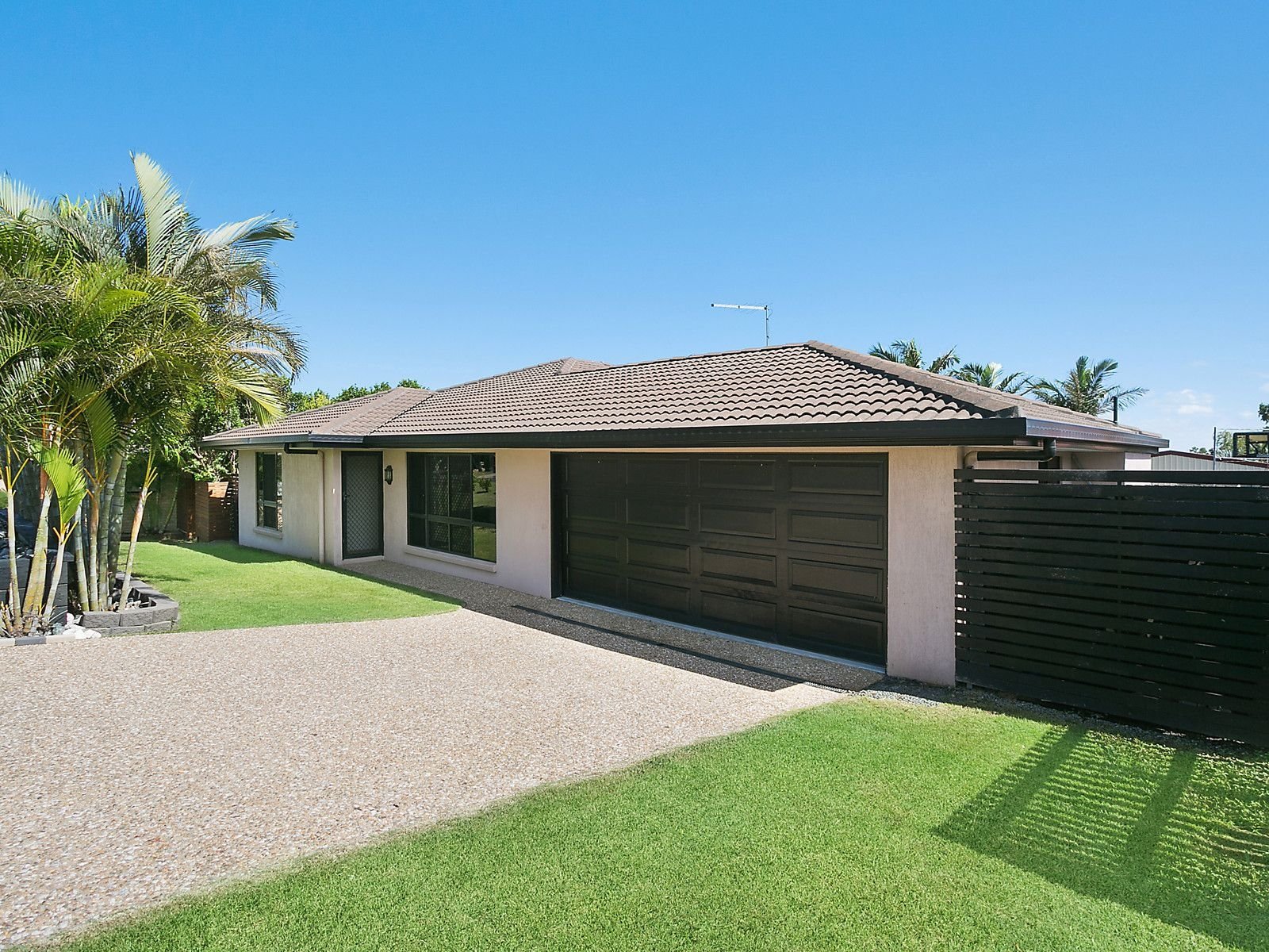 399 Farm Street, Norman Gardens - Image 1