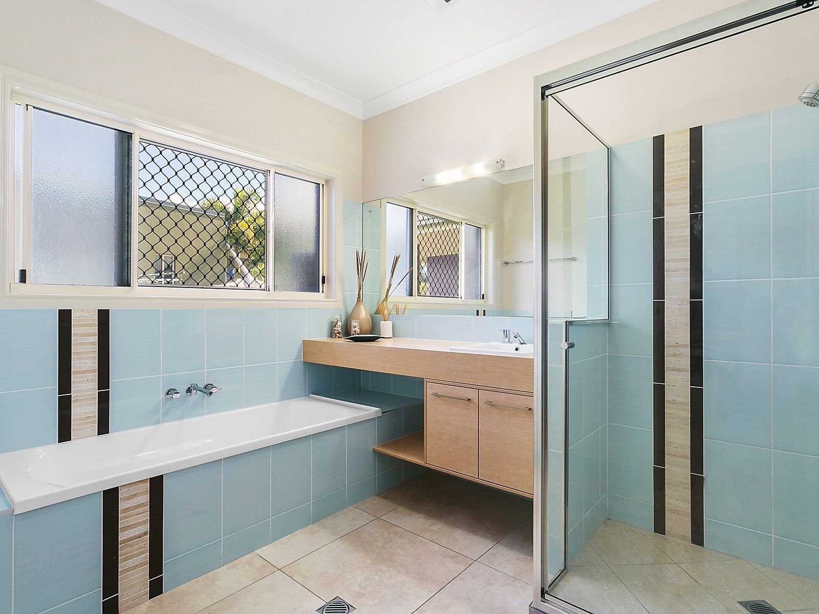 4 Quarrion Court, Parkhurst - Thumbnail 8