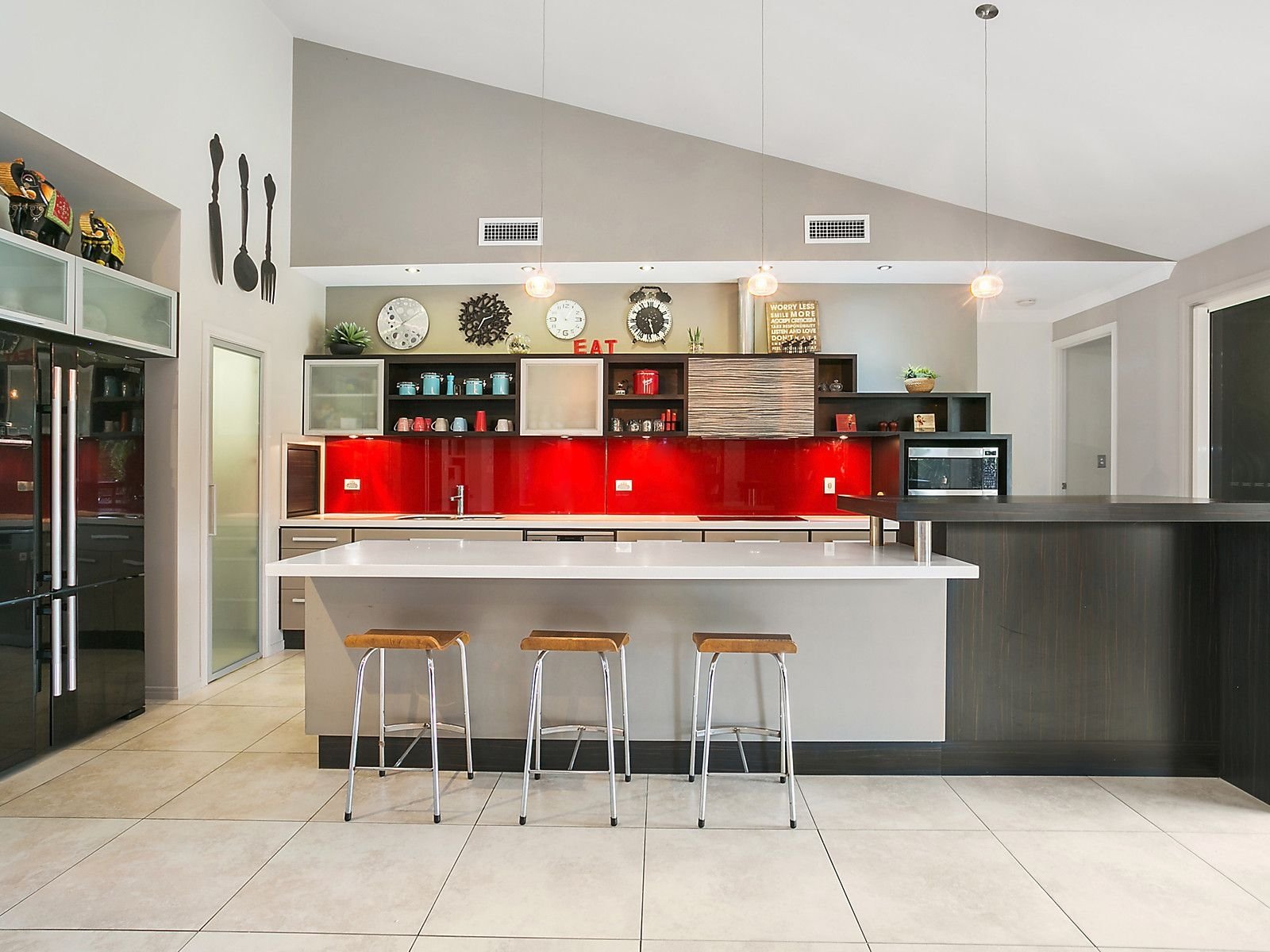 4 Quarrion Court, Parkhurst - Thumbnail 3