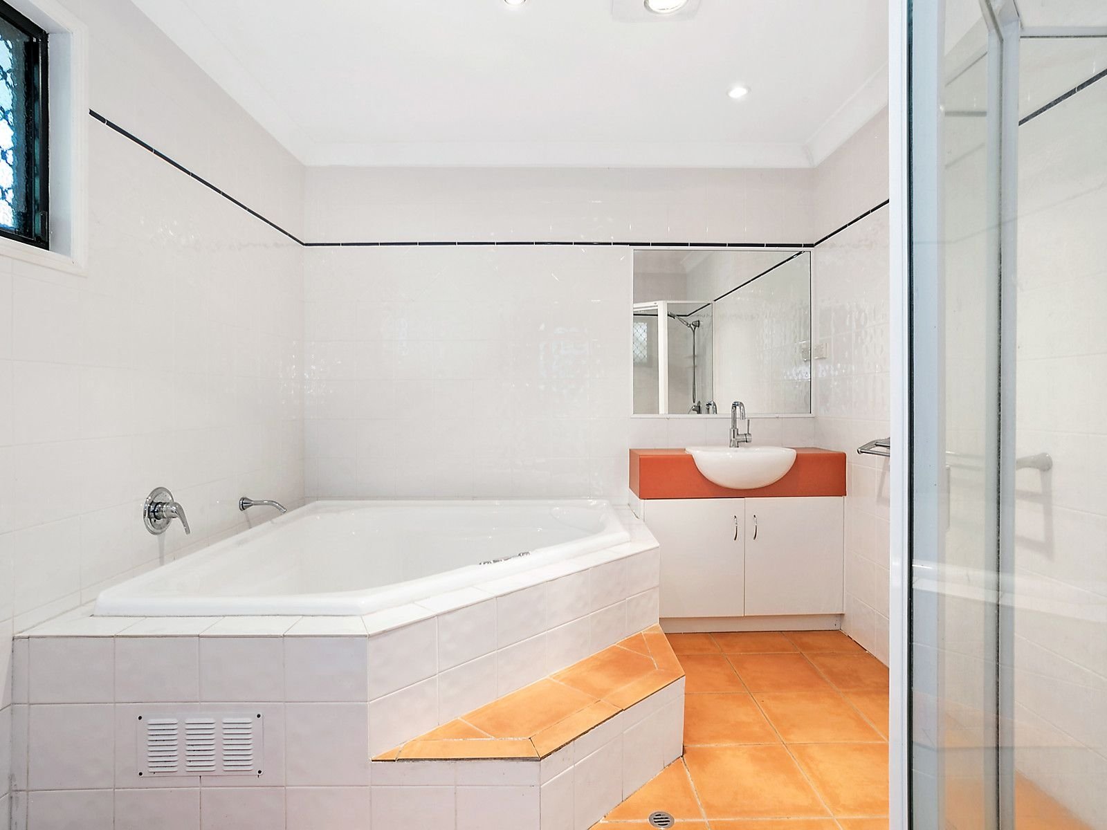 399 Farm Street, Norman Gardens - Thumbnail 4