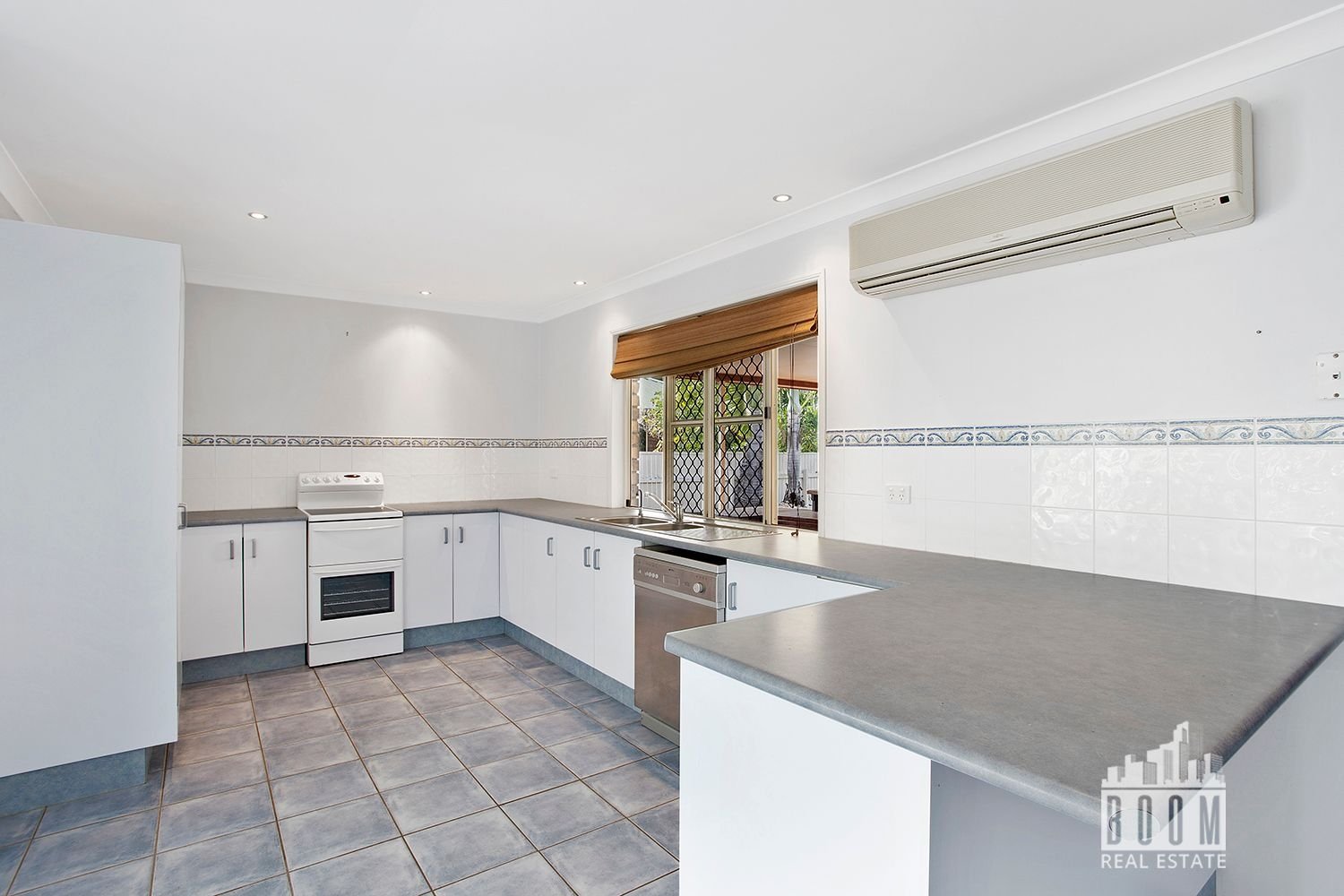 61 Carara Drive, Kawana - Thumbnail 7
