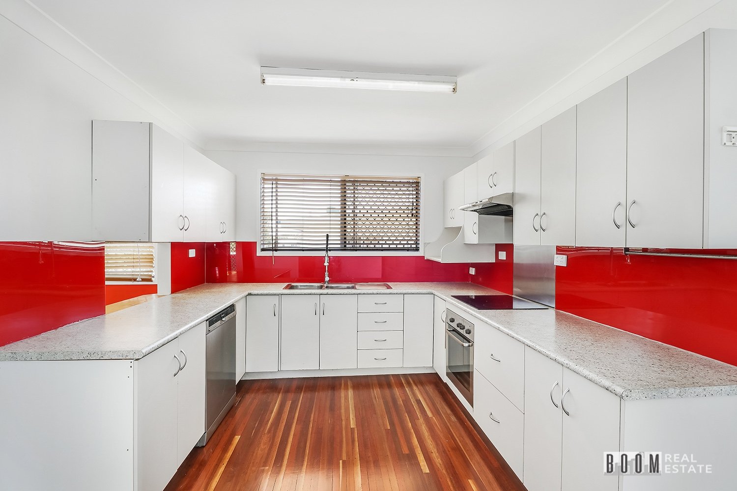 13 Peatey Street, Norman Gardens - Thumbnail 2