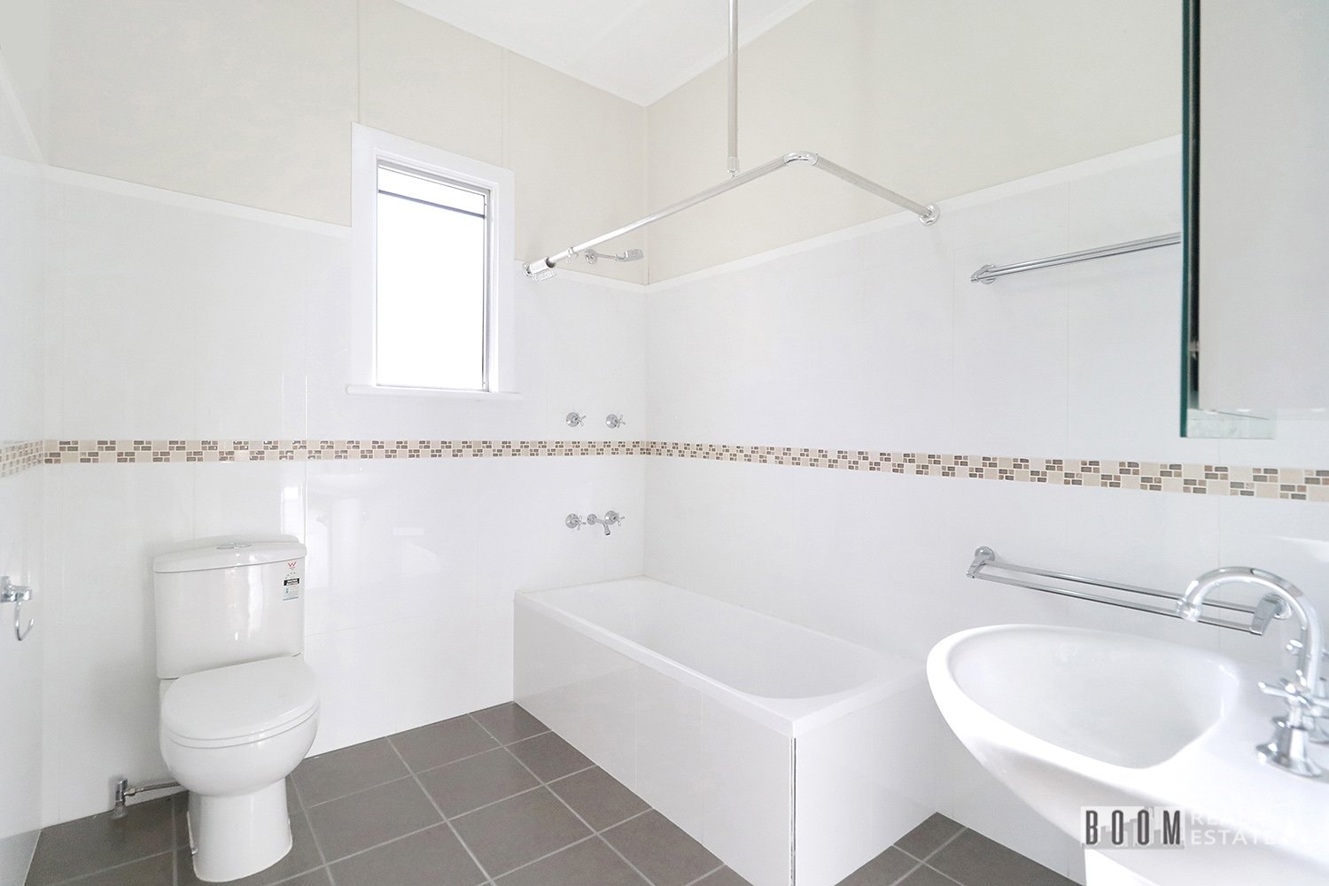 54 Prospect Street, Allenstown - Thumbnail 4